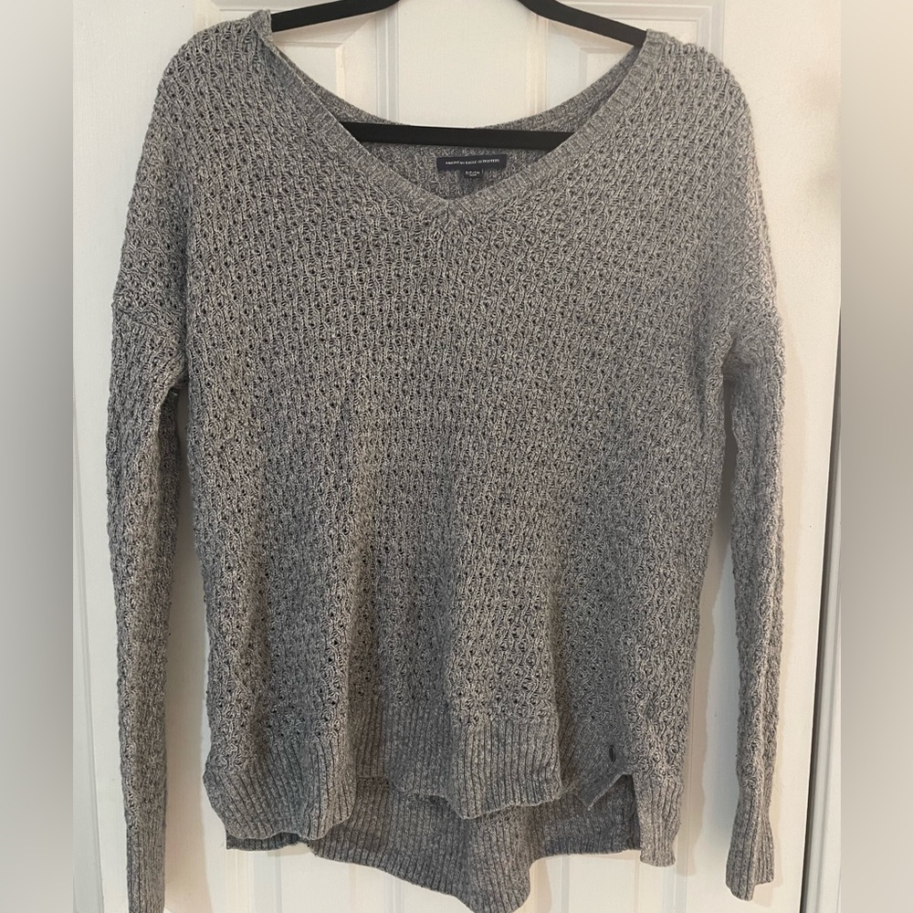 American Eagle sweater